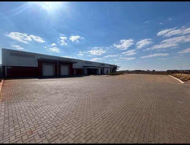 1,222M² WAREHOUSE TO LET IN WITFONTEIN